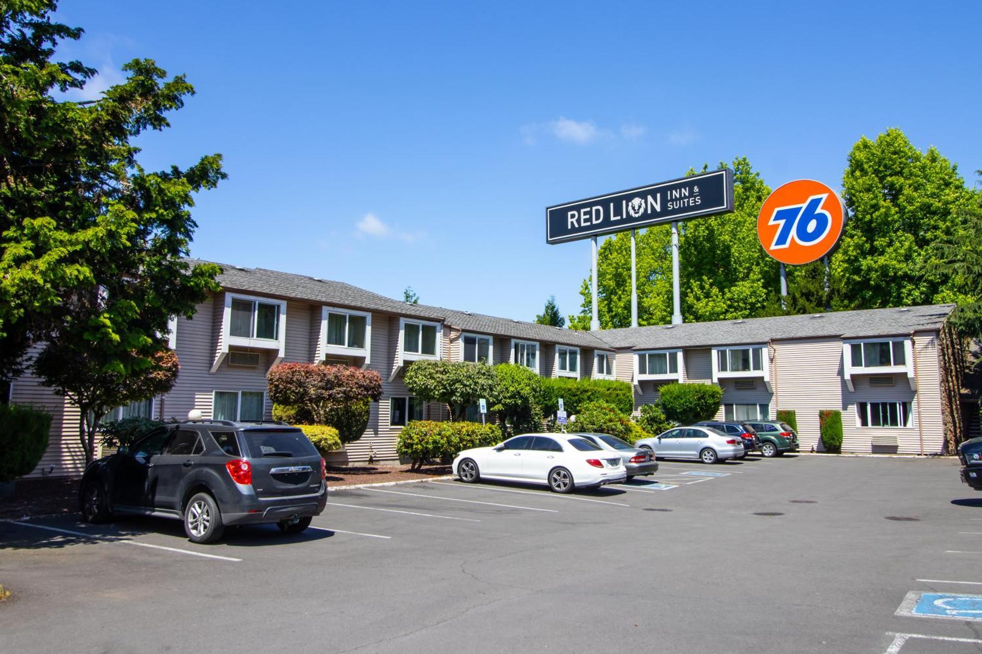 Red Lion Inn & Suites Vancouver Exterior foto